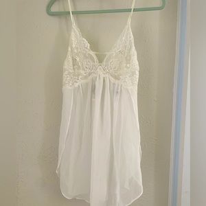 Ivory lace lingerie size M